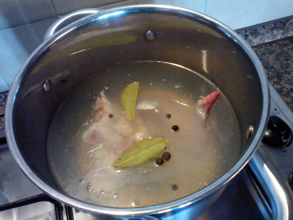 Есть ли смысл кипятить суп чтобы он не прокис? :: кулинария :: суп :: готовка :: nujensovet.ru