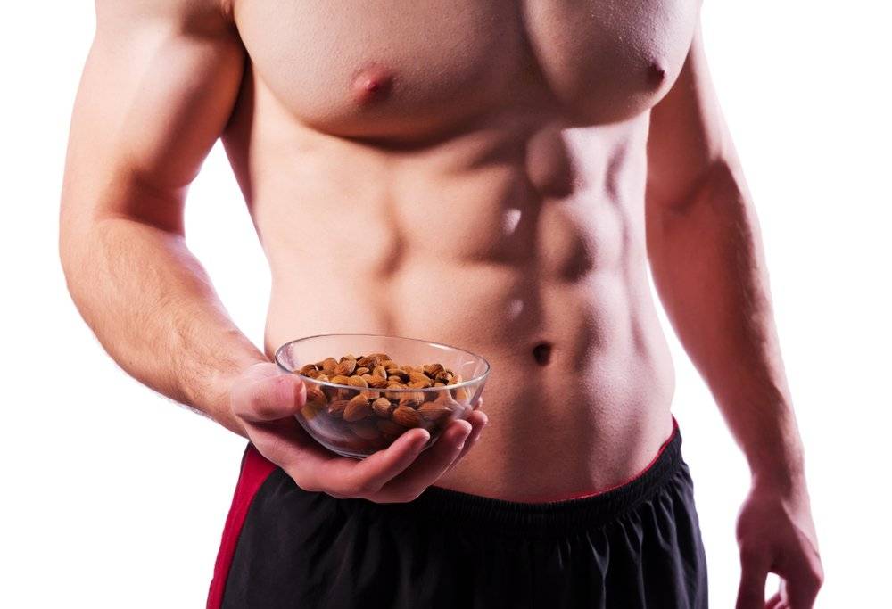 Орехи для спортсменов: какие есть для набора мышечной массы, в чём польза плодов для роста мышц, полезно ли питание ими на ночь, и топ-3 лучших вида для бодибилдинга