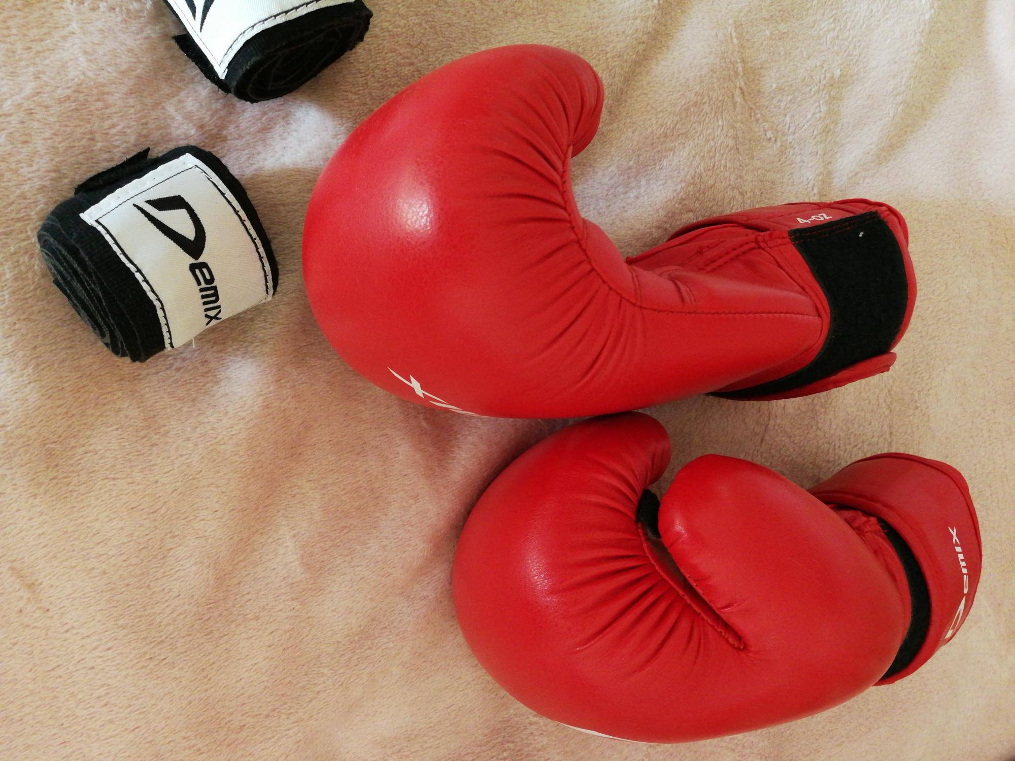 Как выбрать боксерские перчатки: универсальные советы